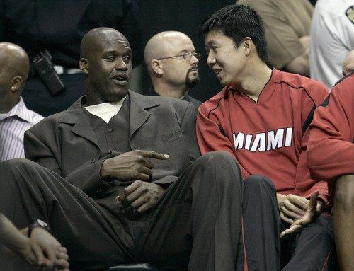 湖人末节连续得分，锁定胜局（湖人末节一波流锁定胜局）