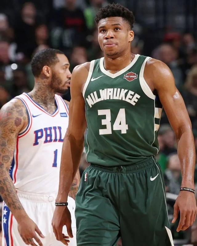 安帅：不管是内马尔还是维尼修斯，想进国家队状态得达到100%（安帅：内马尔与维尼修斯同等标准，状态达100%才能入选国家队）