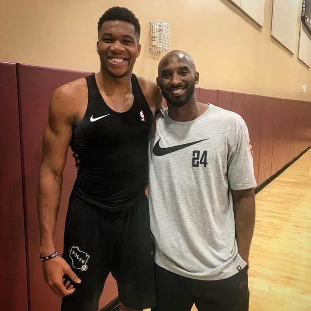 国家级教练教你，在家怎么提升羽毛球技术？（国家级教练手把手教你在家提升羽毛球水平）