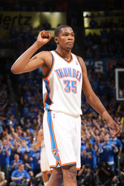 曼联旧将：把梅罗相互比较很可悲，不如享受他们的精彩表现（曼联旧将：别再比较梅罗，享受他们的精彩更重要）