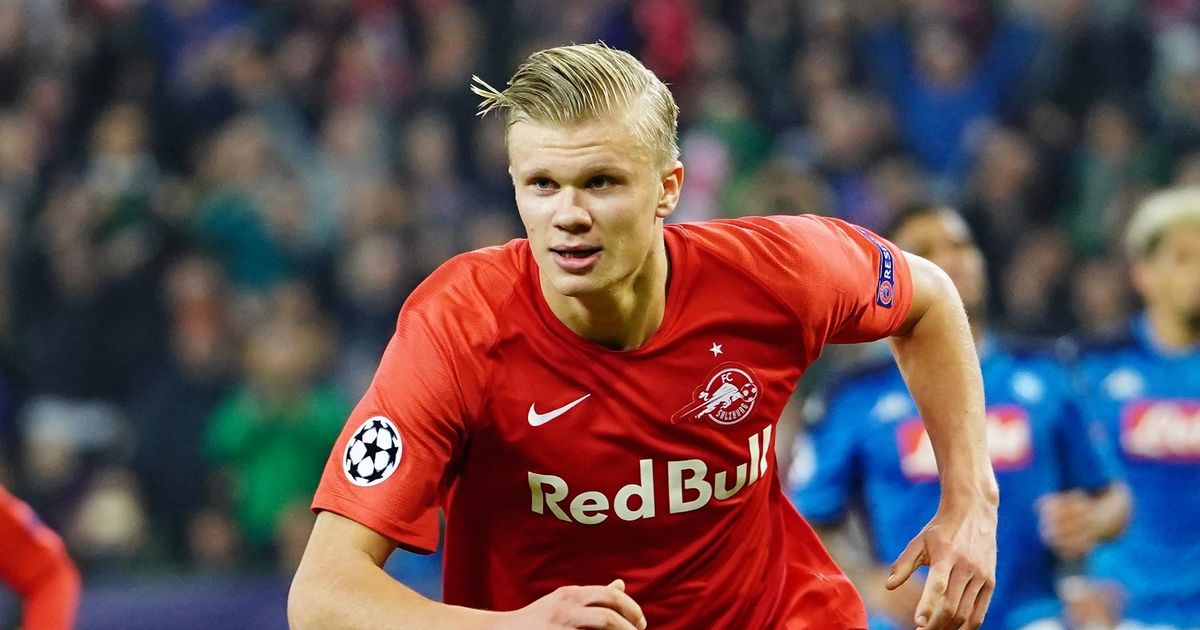 欧冠半场：阿纳别科夫屡送神扑，凯拉特0-0奥林匹亚科斯（半场战报：阿纳别科夫高接低挡，凯拉特暂0-0奥林匹亚科斯）