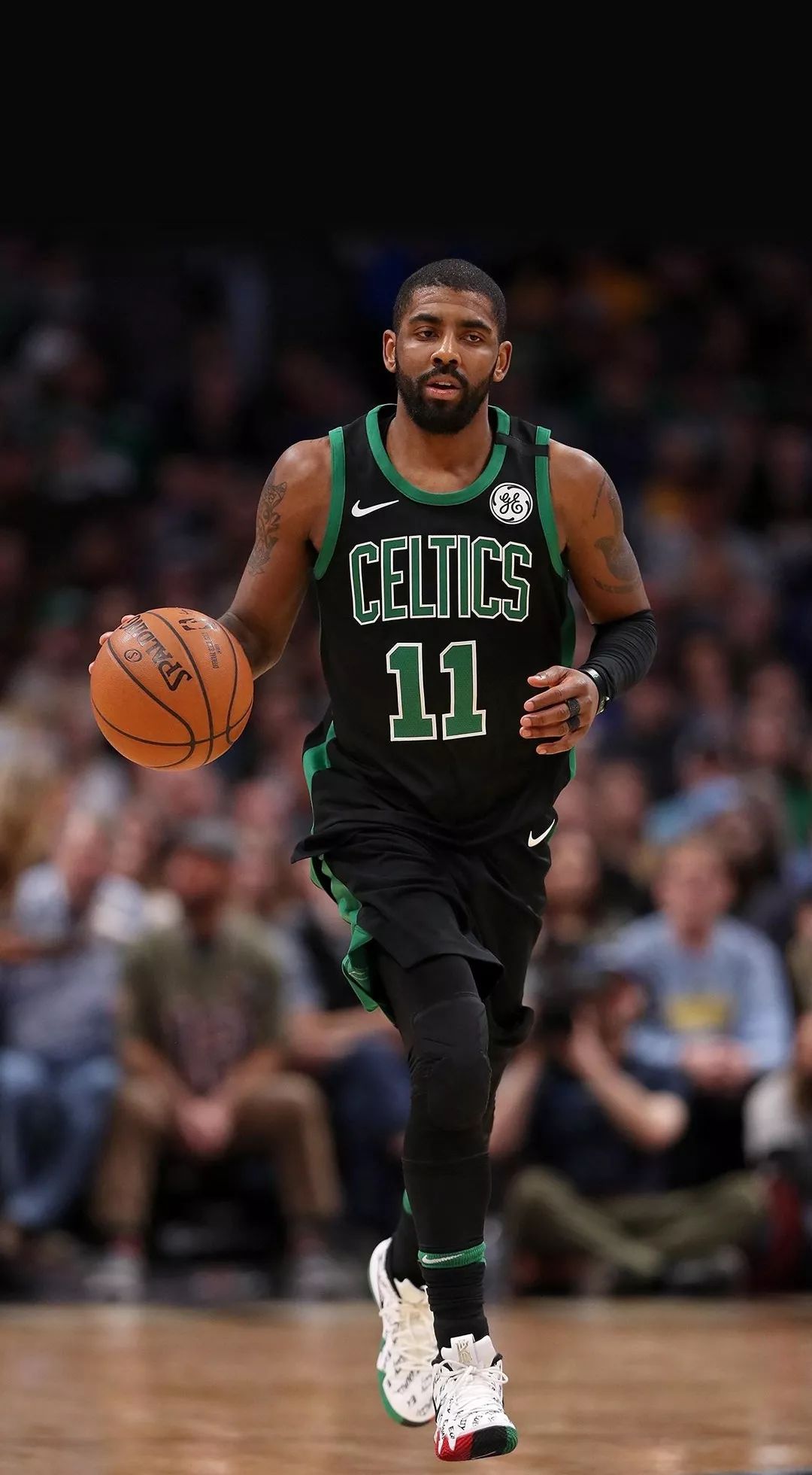 年轻门将迅速成长，被誉为未来之星（年轻门将飞速进步，被视为明日之星）