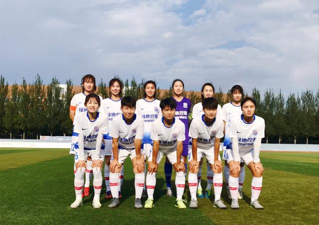 中超比赛焦点：山东泰山迎战上海申花,（中超焦点战：山东泰山对决上海申花）