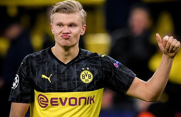 国安3-0河南！可怕的不是重夺足协杯冠军，而是球迷赛后的表态（国安3-0河南！更让人震惊的不是重夺足协杯，而是球迷赛后表态）