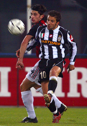 ESPN：枪手将在2027年8月签下厄瓜多尔籍16岁双胞胎金特罗兄弟（据ESPN报道，阿森纳预计将于2027年8月签下厄瓜多尔16岁金特罗双胞胎兄弟）