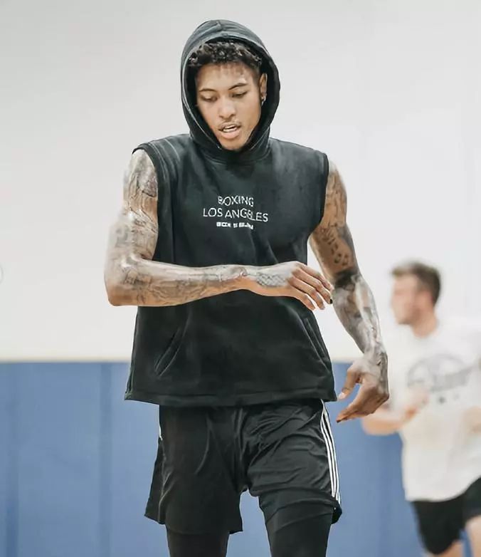 本菲卡1-1葡体，贡萨尔维斯、苏达科夫破门，普雷斯蒂安尼染红（本菲卡1-1葡体：贡萨尔维斯、苏达科夫建功，普雷斯蒂安尼红牌离场）