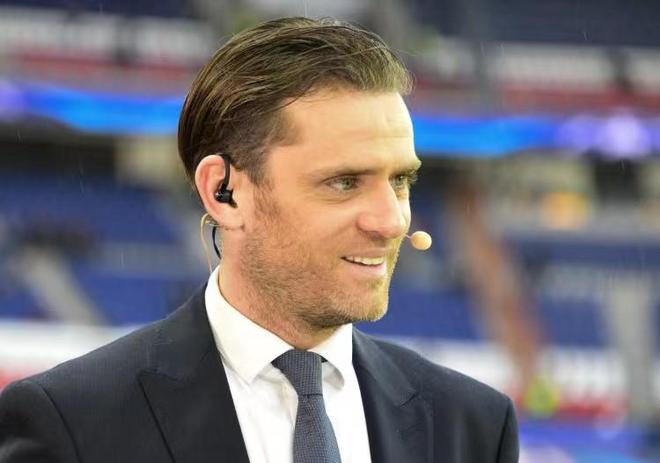 这次换防直接被晃倒（换防瞬间被晃倒）